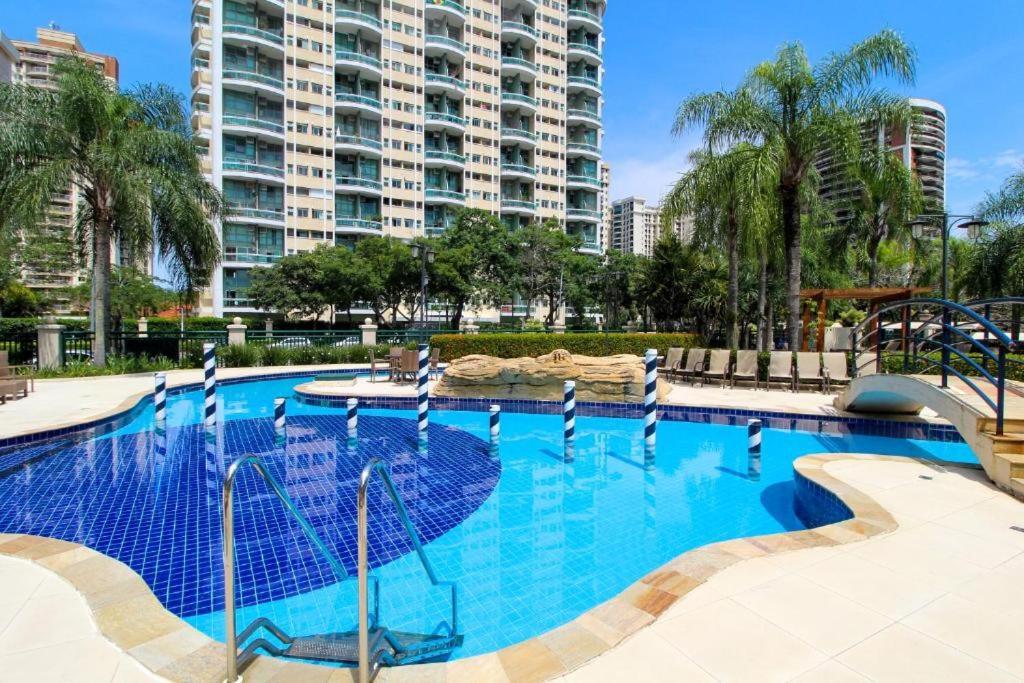 Barra Da Tijuca - 508 - De Frente Para Maravilhosa Piscina - Estacionamento Gratuito - Academia Comphania Atletica - Balsa Para Praia Gratis - Microondas - Geladeira Grande - Recepcao 24Horas - Wi-Fi - Com Pia Rio de Janeiro Dış mekan fotoğraf