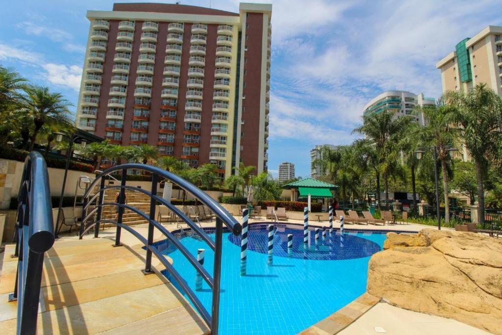 Barra Da Tijuca - 508 - De Frente Para Maravilhosa Piscina - Estacionamento Gratuito - Academia Comphania Atletica - Balsa Para Praia Gratis - Microondas - Geladeira Grande - Recepcao 24Horas - Wi-Fi - Com Pia Rio de Janeiro Dış mekan fotoğraf